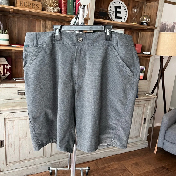 Kuhl Other - Kuhl mens vented mesh shorts size 40